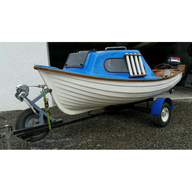 Fishing boat cuddy outboard trailer