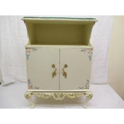 VINTAGE SHABBY CHIC STYLE BEDSIDE CABINET HAND PAINTED WITH FLOWERS AND SIGNED FREE DELIVERY