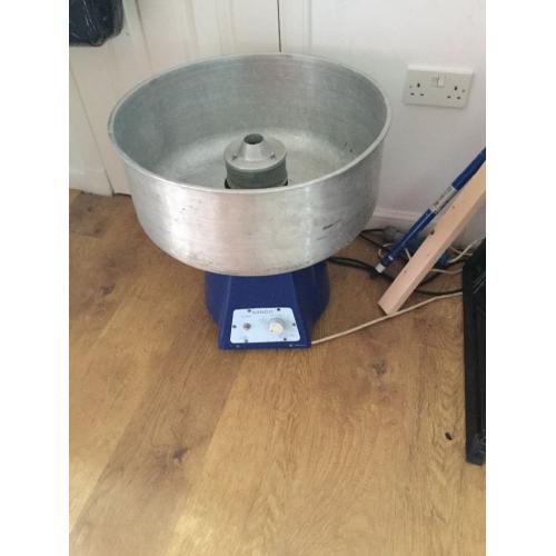 Industrial candy floss machine