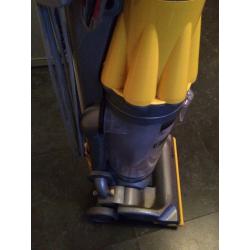Dyson dc07 vacuum