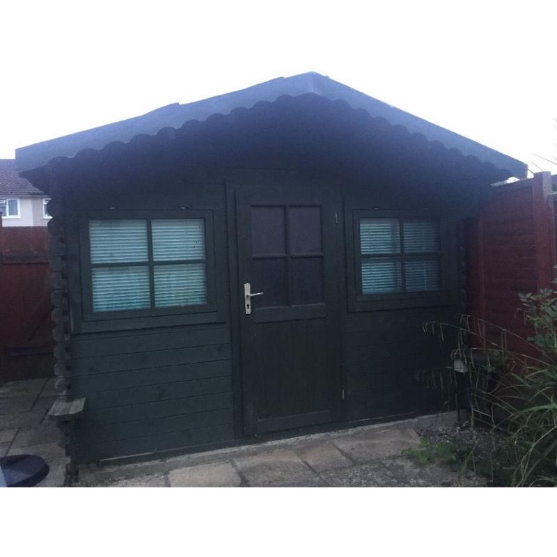 Summer House.. Approx 8ft x 10ft