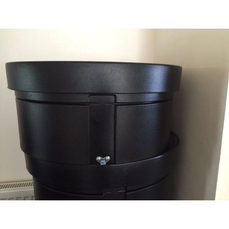 Very good storage bins with locks