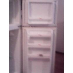Fridge Freezer SWAN SFF 002W - H135cm/W53cm/D60