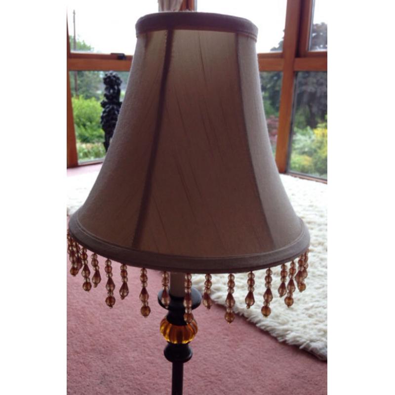 Table lamp