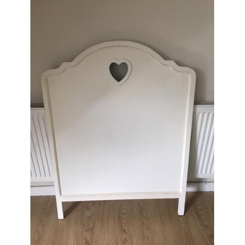 SINGLE BED AND WHITE HEART HEADBOARD