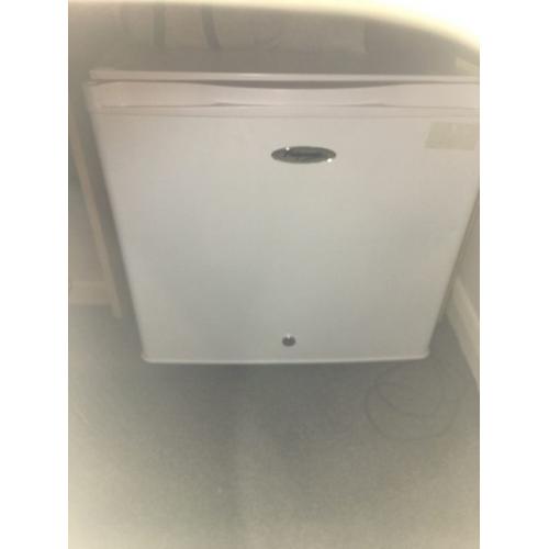 Mini fridge