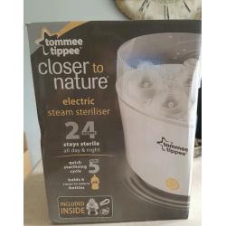 Tommee Tippee Electric Steam Steriliser and Manual Breast Pump