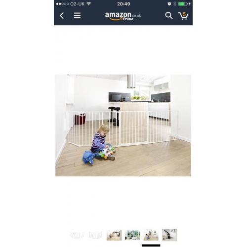 Baby Dan room divider/ baby gate