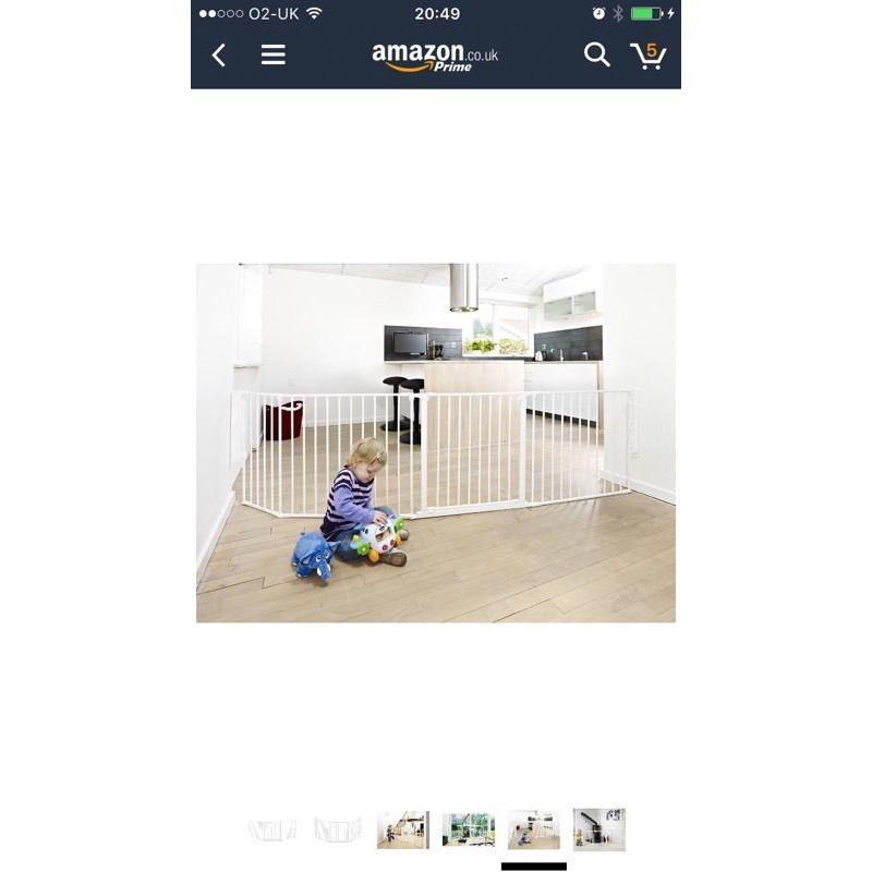 Baby Dan room divider/ baby gate