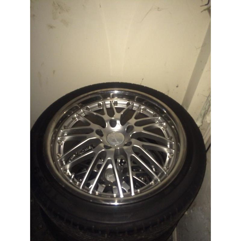 18 inch alloy wheels like new