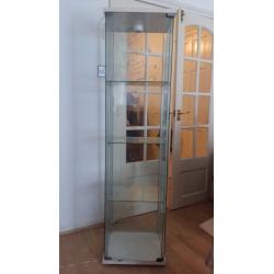 2 All glass display cabnets 3 shelves with light