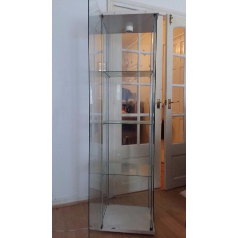 2 All glass display cabnets 3 shelves with light