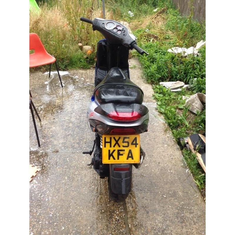 50cc piaggio nrg moped