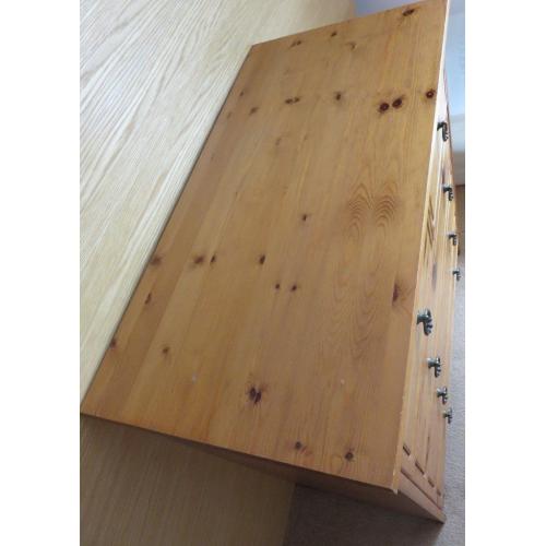 Chest of Drawers – Pine 3 Drawers Plus 2 Half Drawers