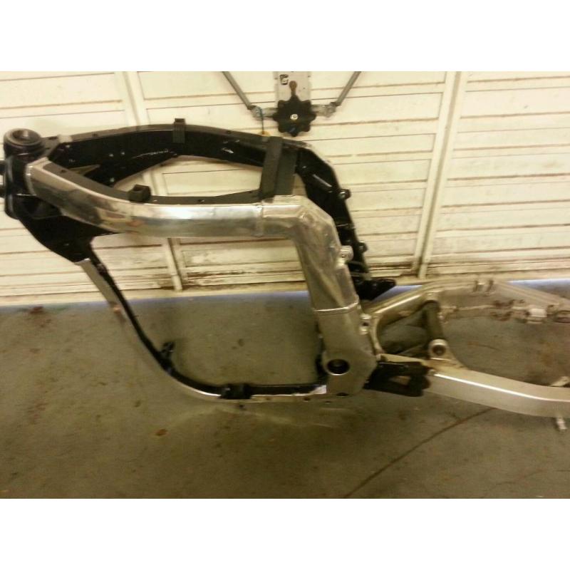 Gsxr 1100 frame 1998