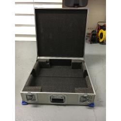 Aluminium Flight case with foam lining