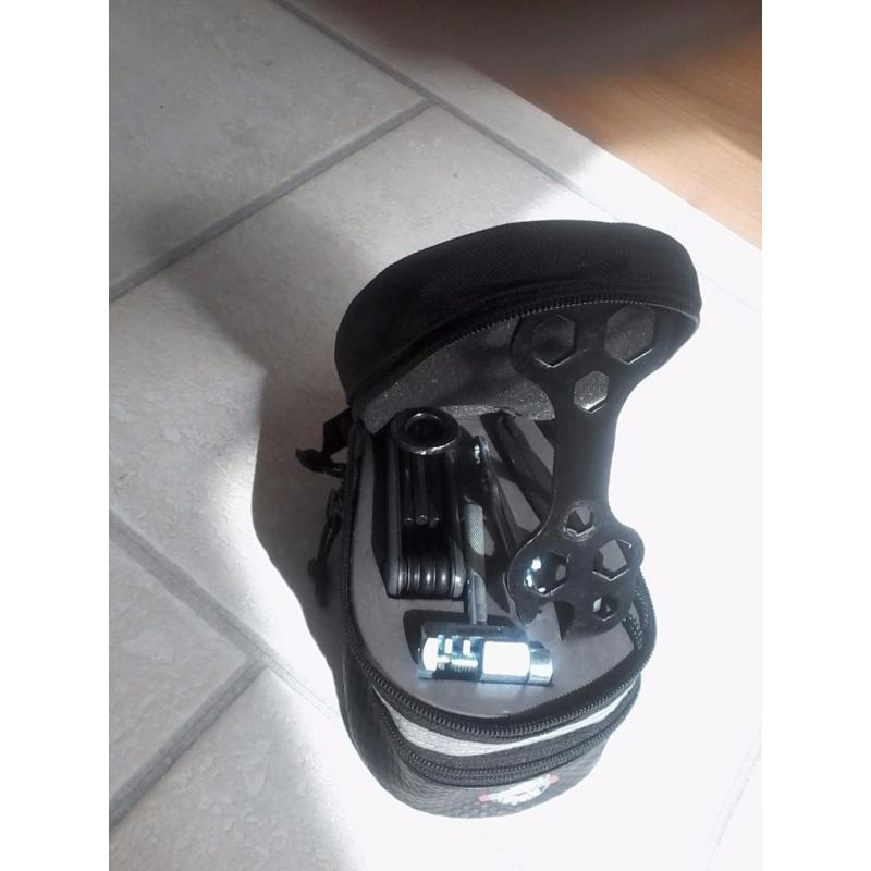 CYCLE REPAIR AND TOOL KIT