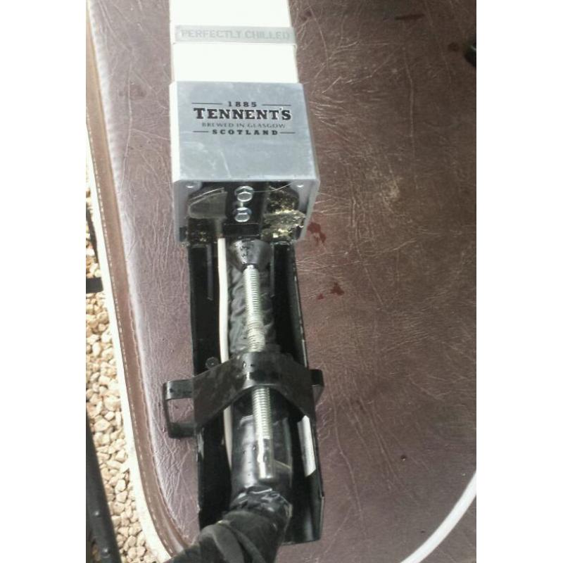 Tennents lager BIG T pump font man bar man cave