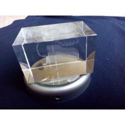 Grand Piano etched glass ornament and stand (colour changing light) - ex cond