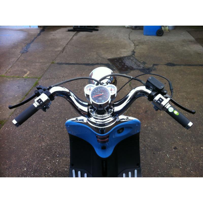 SINNIS Spirit 125cc 125 Scooter 125. Learner Legal