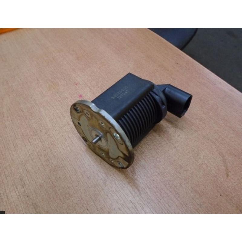 VAUXHALL VECTRA ASTRA SIGNUM ZAFIRA SAAB 9-3 1.9 CDTI EGR SOLENOID