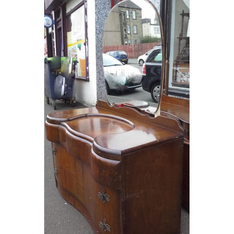 Retro/Vintage Dressing Table