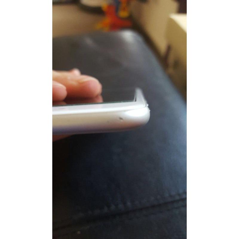 iPhone 6 Plus silver locked to vodafone