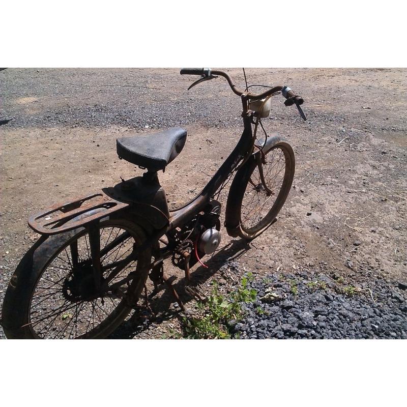 1960 Mobylette au44 50cc barn find project