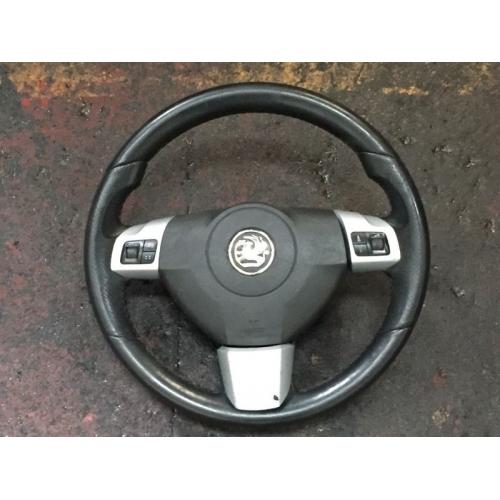 VAUXHALL ASTRA H STEERING WHEEL