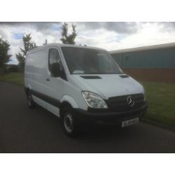 Mercedes-Benz Sprinter 2.1TD 211CDI SWB
