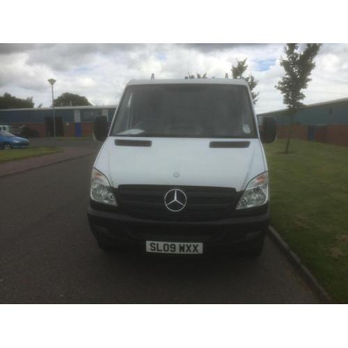 Mercedes-Benz Sprinter 2.1TD 211CDI SWB