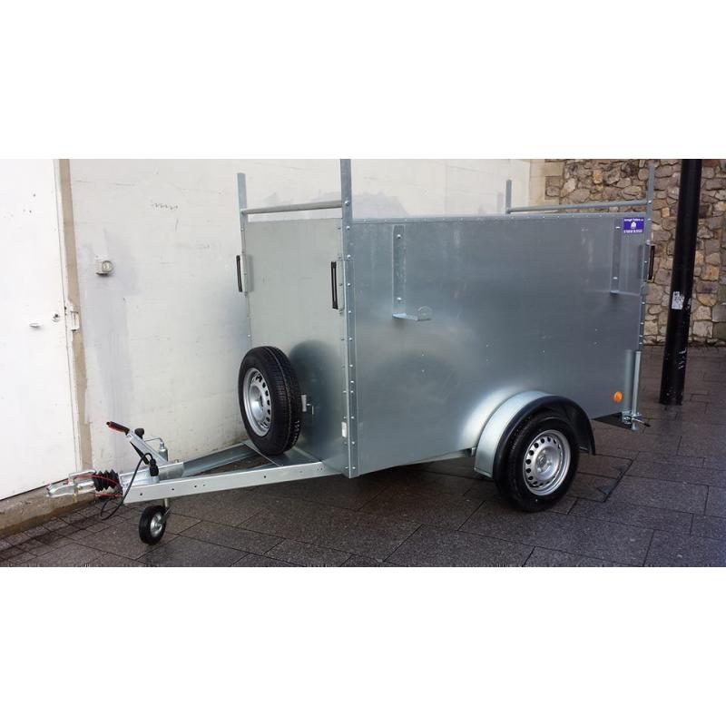 New galvanised 7x4x4 single wheel box trailer with brakes & side door spare jockey prop stand lock