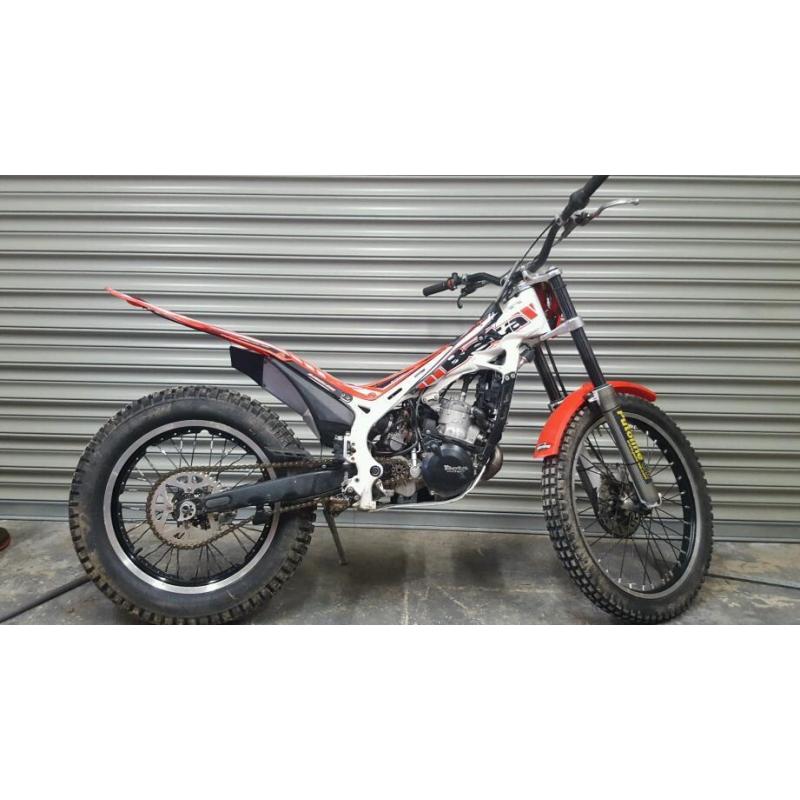 Beta Evo 300 2015 (not sherco or gasgas)