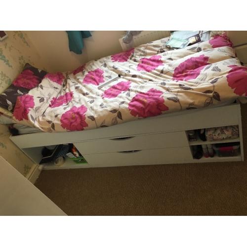 Single storage bed