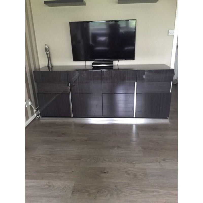Sideboard high gloss grey/purple from Dansk Mustique range
