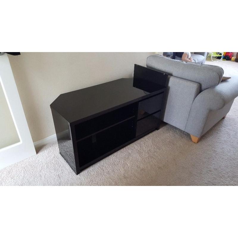 Black, Large wooden TV Stand with high gloss finish