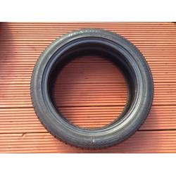 Dunlop SP Sport 225 X. 45R X 18" Car Tyre