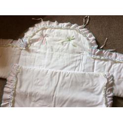 Cot bumper and quilt