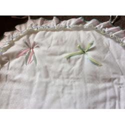 Cot bumper and quilt