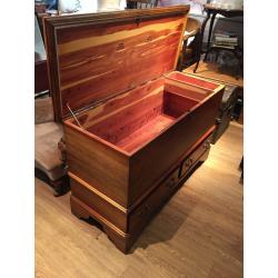 Must be seen ...... Marks and Spencer Blanket Box ......excellent quality and condition.
