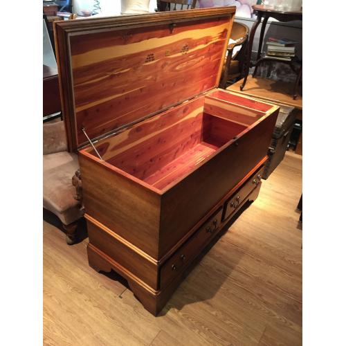 Must be seen ...... Marks and Spencer Blanket Box ......excellent quality and condition.