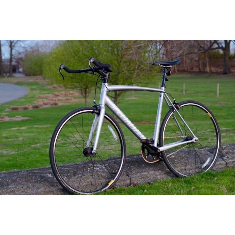 Specialized Langster 2015 Single Speed Bike, Carbon, Immaculate condition.