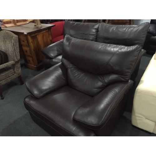 As new recliner 2 and 1 in brown leather