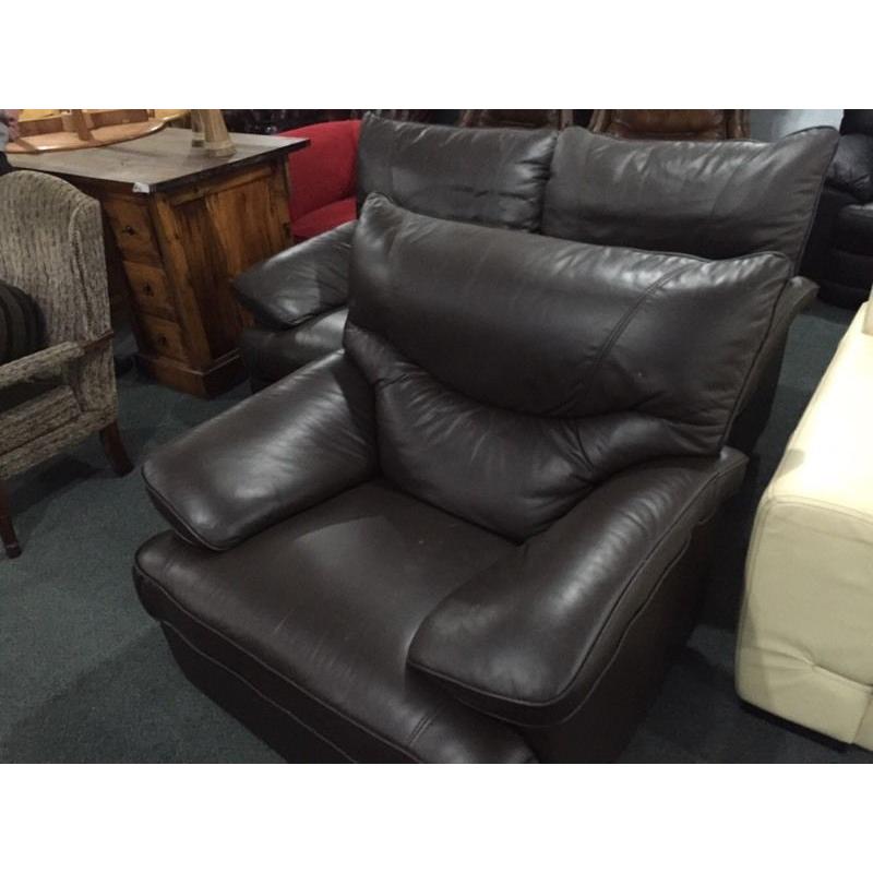 As new recliner 2 and 1 in brown leather