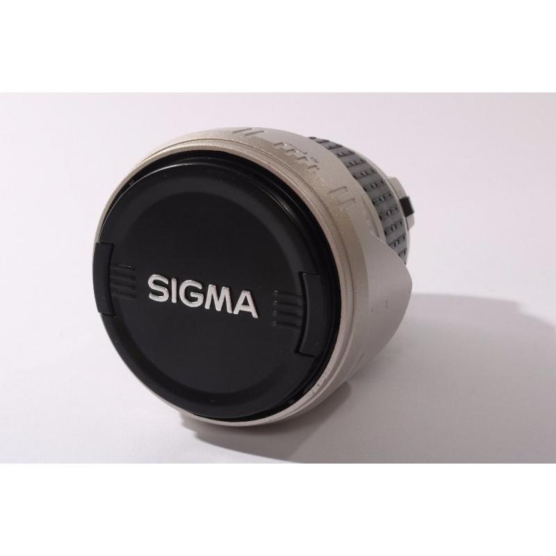 Sigma 28-300mm Hyperzoom lens, Canon fit, AUTOFOCUS NOT WORKING.