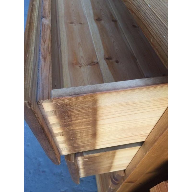 Solid pine chest of drawers