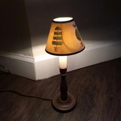 Country-style small wooden table lamp with clip on lamp shade