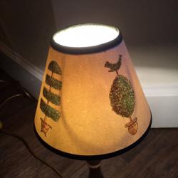 Country-style small wooden table lamp with clip on lamp shade