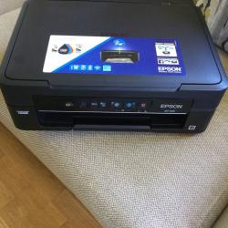 Excellent printer Epson Xp 225 only used once