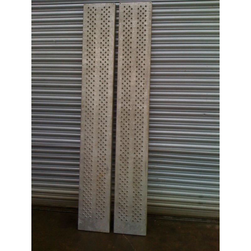 GENUINE Ifor Williams 6ft Trailer Loading Ramps